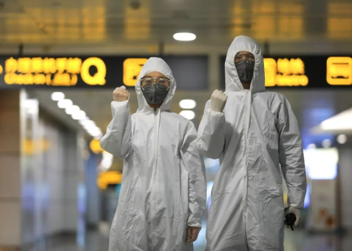 航班上的无声战役,广州一航班8人确诊背后的防疫启示 航班上的无声战役,广州一航班8人确诊背后的防疫启示