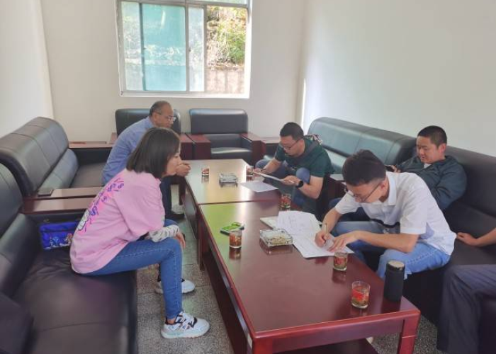 北京顺丰小哥确诊,疫情下的城市守护者与我们的反思 北京顺丰小哥确诊,疫情下的城市守护者与我们的反思