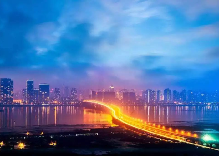 昆山今天什么时候开?深度解析昆山城市运营与生活节奏 昆山今天什么时候开?深度解析昆山城市运营与生活节奏