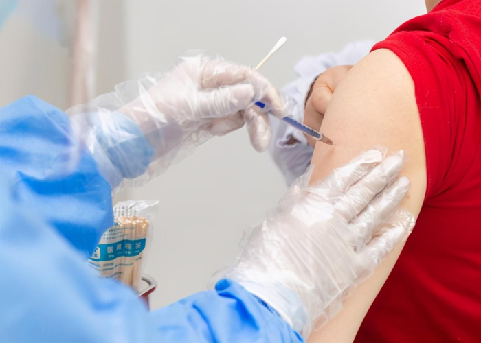 得了新冠可以洗澡吗？科学解答与实用指南助你安心康复