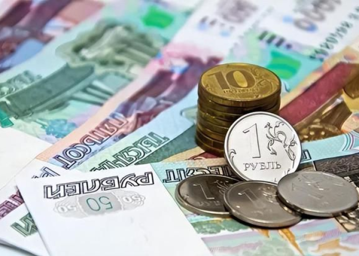 【卢布还会涨吗,卢布一直在贬值吗】