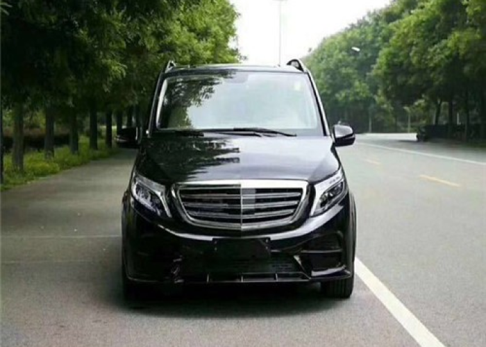 奔驰S400L报价解析，豪华旗舰的价值与市场定位