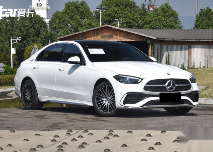 奔驰C200 2023款价格解析，豪华轿车的价值与市场竞争力