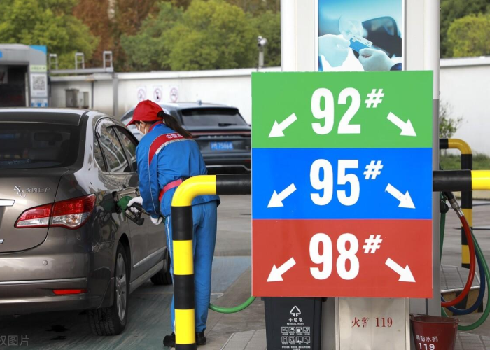 【92汽油好还是95汽油好,今日汽油92多少钱一升】 【92汽油好还是95汽油好,今日汽油92多少钱一升】