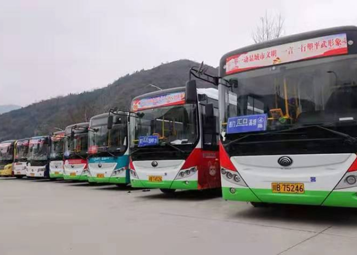 上海疫情期间公交车停运,城市交通的暂停与重启 上海疫情期间公交车停运,城市交通的暂停与重启