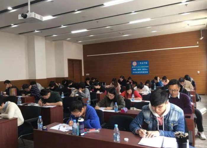 秒懂百科“新皇豪牛牛金花房卡”房卡获取方式