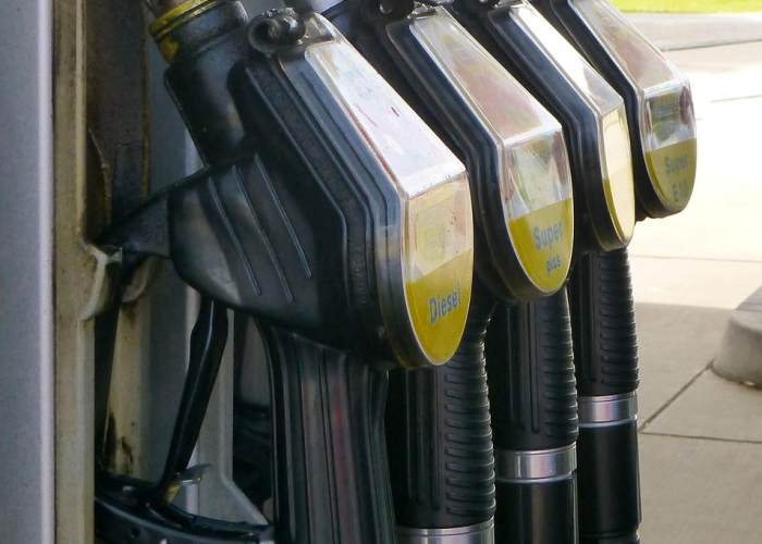 【1吨汽油多少钱最新/1吨汽油多少钱中国】