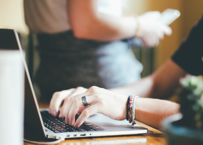 美国确诊超2806万(美国确诊超2795万) 美国确诊超2806万(美国确诊超2795万)