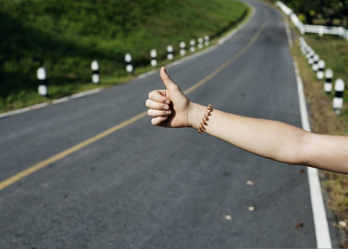 清明，不止于哀思，一场关于生活的深度叩问