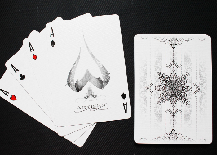 房卡必备教程“炸 金花卖房卡代理”详细房卡教程