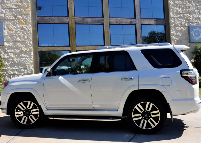 【丰田系列所有车型和价格表/丰田最好三款suv车】