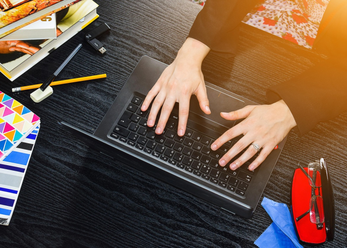 给大家讲解“微信牛牛房卡购买”房卡获取方式 给大家讲解“微信牛牛房卡购买”房卡获取方式