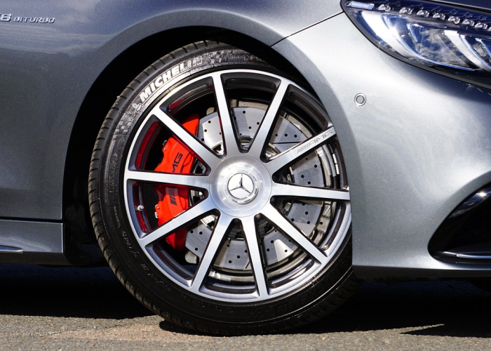 奔驰c200l新车报价2025/2025奔驰c260l落地价