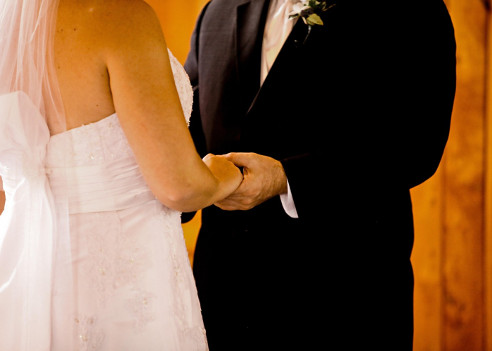 北京夫妻发病后邀人打牌致多人确诊是真的吗/北京夫妻发病后邀人打牌致多人确诊是真的吗