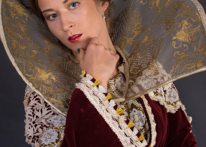 【网传尹老太太照片,尹老太太照片是假的】 【网传尹老太太照片,尹老太太照片是假的】