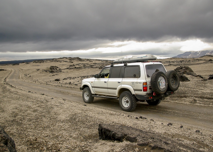陆地巡洋舰2025款多少钱/丰田陆巡2025款落地价