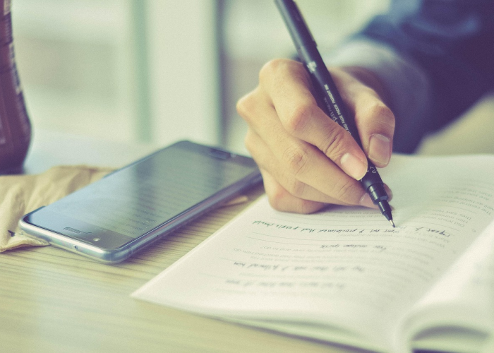 【冬奥会和奥运会的区别英语作文/奥运会和冬奥会的区别英语介绍】 【冬奥会和奥运会的区别英语作文/奥运会和冬奥会的区别英语介绍】