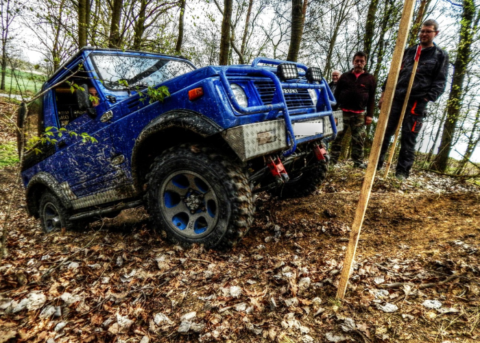 一汽越野汽车:一汽越野汽车图片大全 一汽越野汽车:一汽越野汽车图片大全