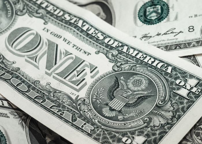 美国确诊人数打破100万之际/美国确诊超过1100万