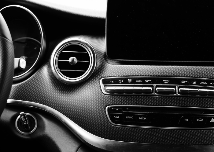 e200l奔驰2025最新款落地价格（2020奔驰e200价格最低多少钱）