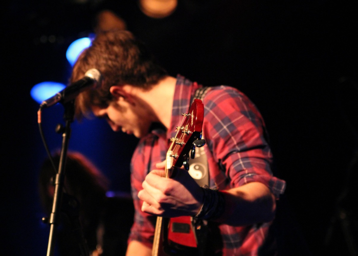 苏朵唱歌:歌手苏朵个人资料