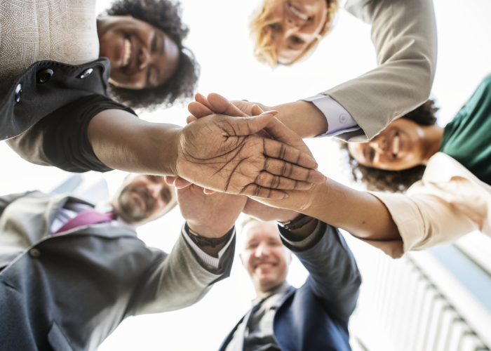 复阳的人有什么症状发烧吗:复阳的人怎么办 复阳的人有什么症状发烧吗:复阳的人怎么办